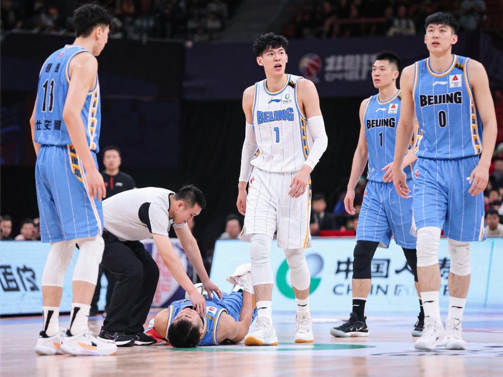 韩媒：孙兴慜疑受队友歧视，热刺无回应并清空相关评论