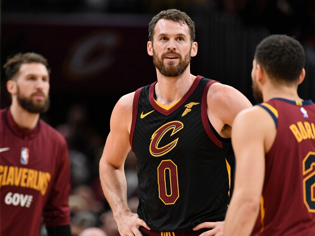 曼市德比决战足总杯：曼城vs曼联比分前瞻